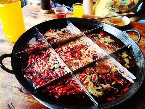 重庆火锅被爆料视频最新,揭秘网红火锅店的秘密与真相  第3张